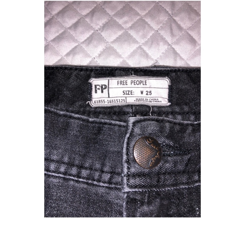 Low Rise Black Ripped Jeans - Picture 5 of 6